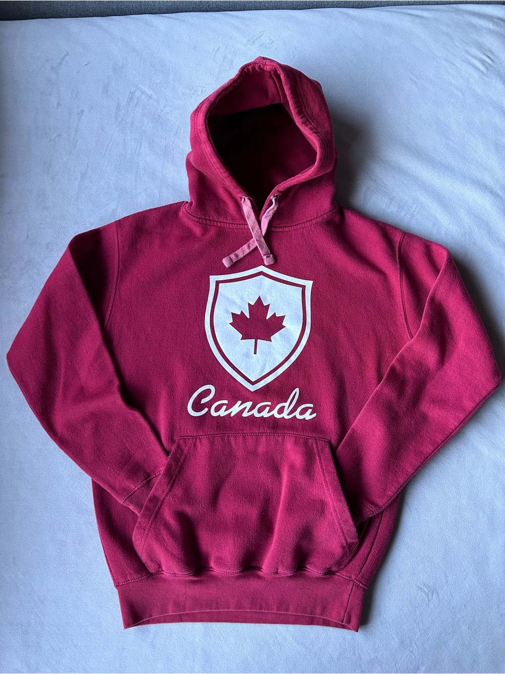 Canada Hooded Pullover Sweatshirt ~ Men’s Size Medium